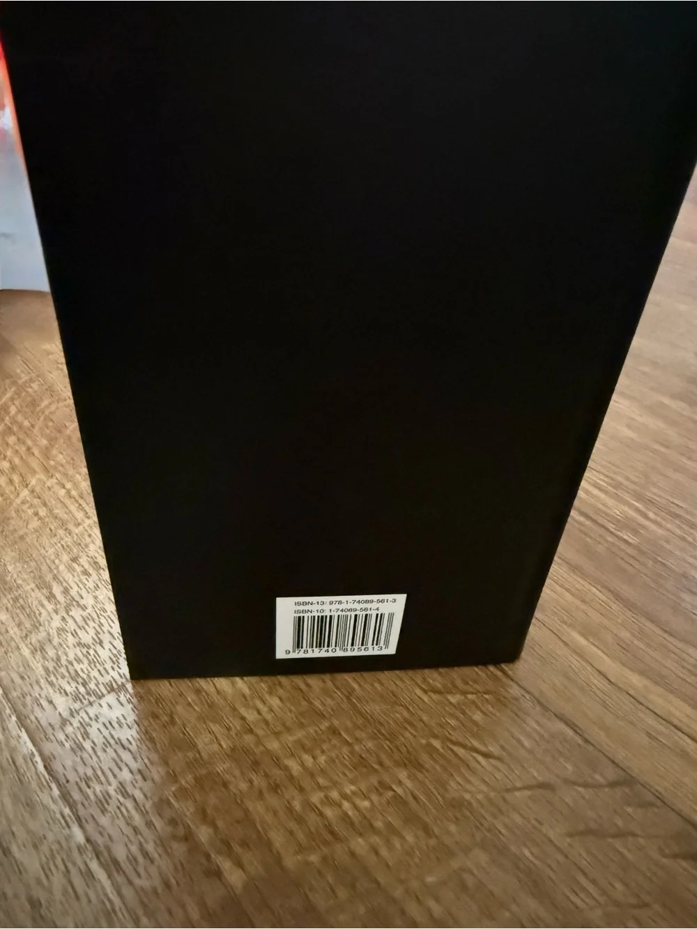 Williams Sonoma Bar Guide - Black with Gold Detail